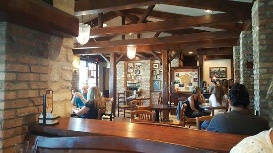 La Madeleine French Bakery & Cafe